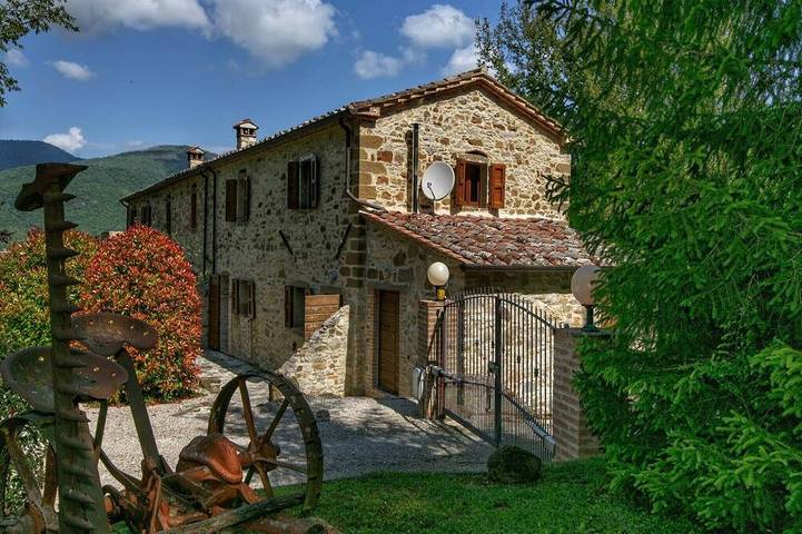 Casa rural para 4 personas, con jardín además de piscina y terraza - 1