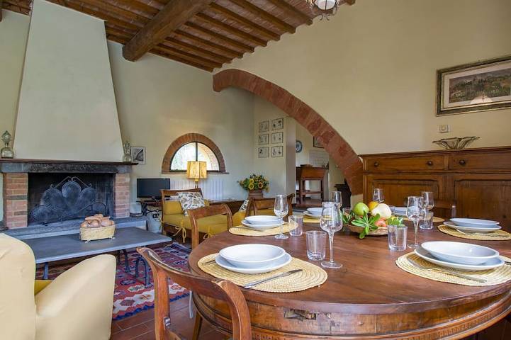 Casa vacanza per 9 persone, con terrazza e giardino nonché piscina, con animali domestici - 1