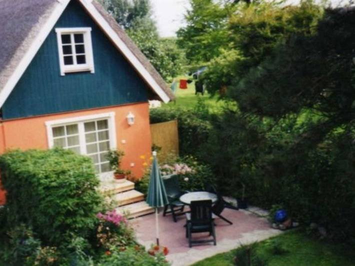 Ferienhaus für 2 Personen, mit Garten und Terrasse in Ahrenshoop