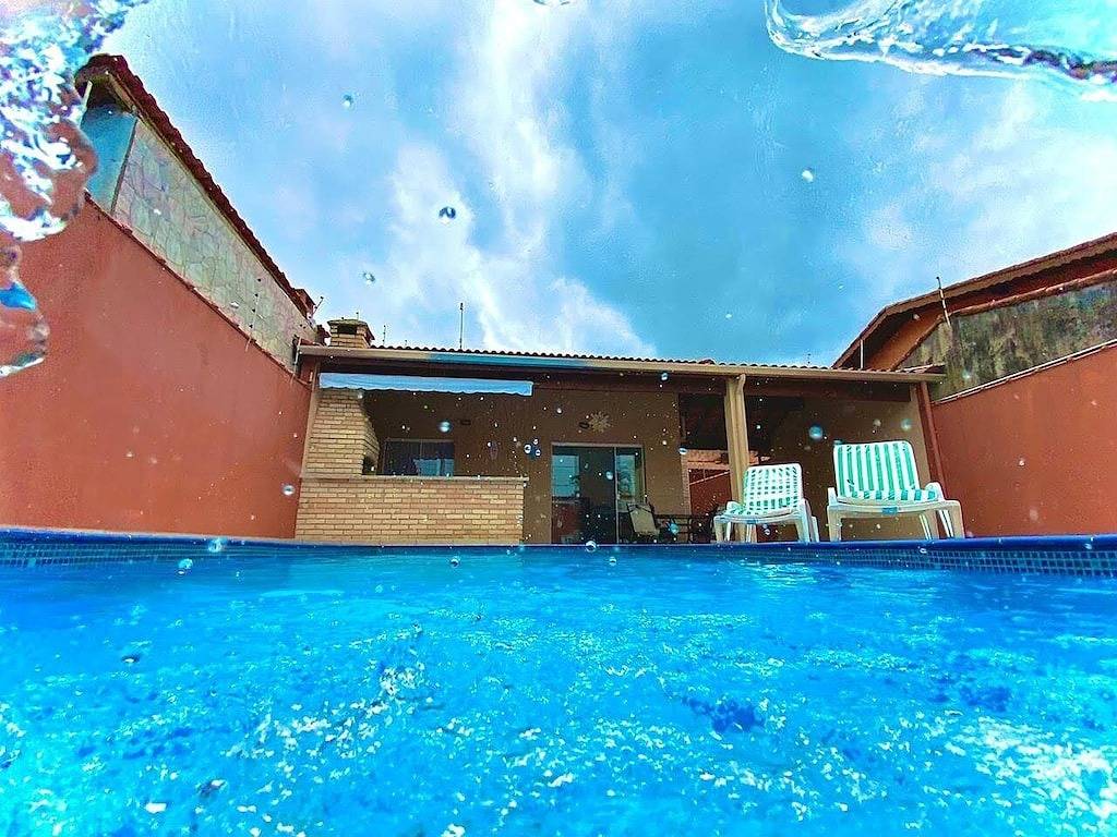 Luxus-Strandhaus, Pool für Erwachsene mit Hydro, Wasserfall, Grill in Itanhaém, Baixada Santista