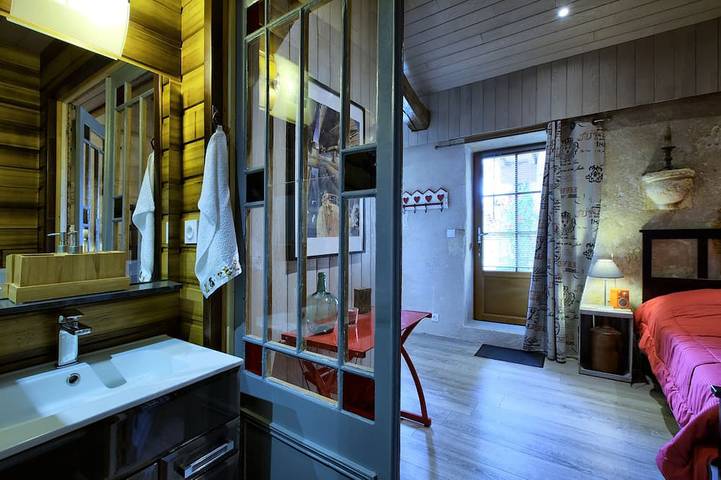 Gîte pour 7 personnes, avec jardin à Sadirac - 4