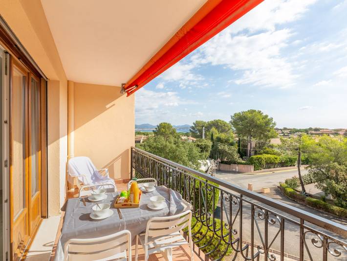 Appartement de vacances pour 4 personnes, avec jardin et balcon, animaux acceptés