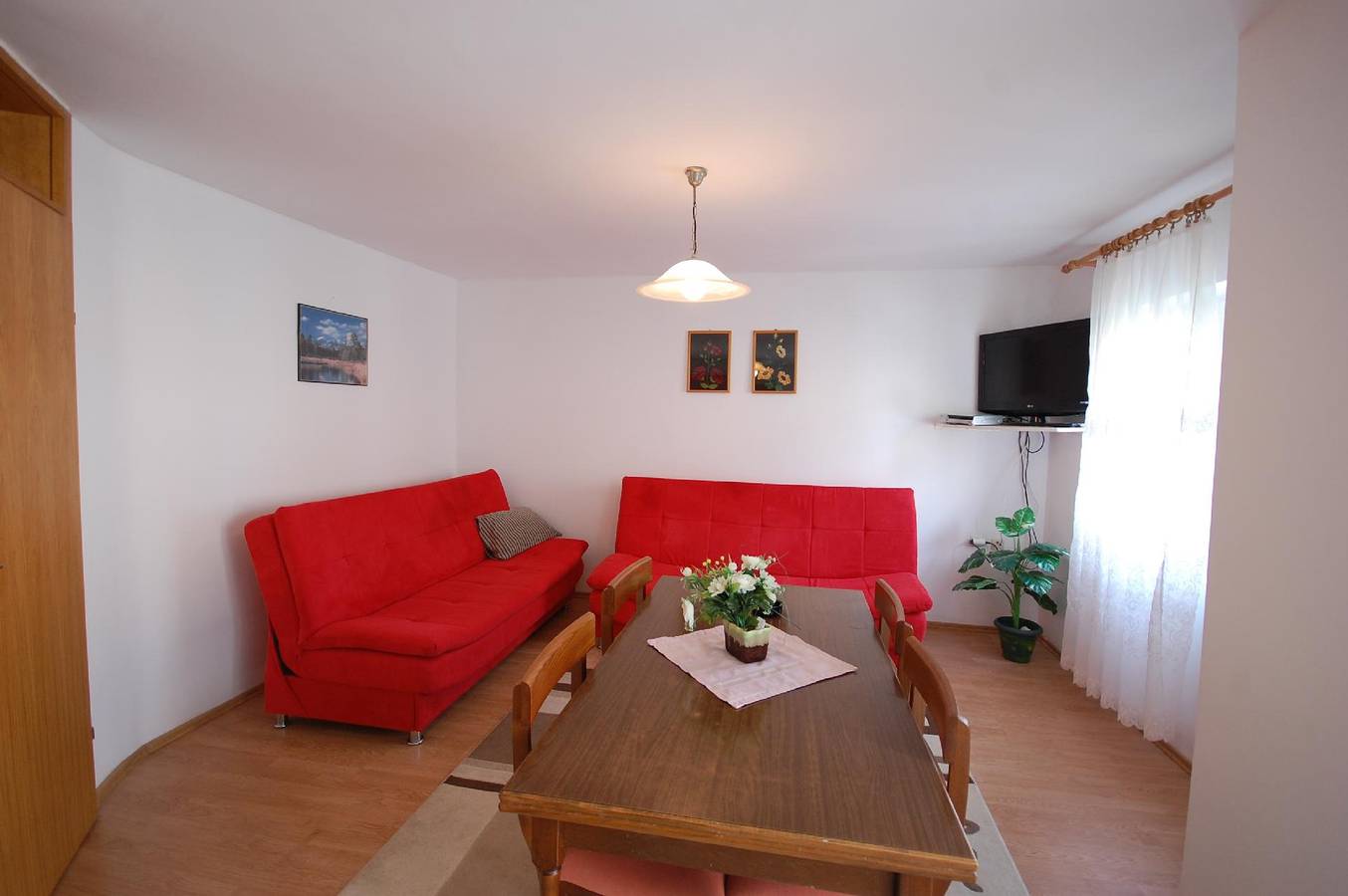 Ganze Ferienwohnung, Apartment for 4 persons approx. 37 qm in Njivice, Kvarner Bay (Krk) in Njivice, Krk