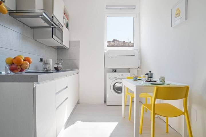 Appartamento intero, GuestHost - Università di Bologna & Porta San Donato Apartment in Bologna, Provincia di Bologna