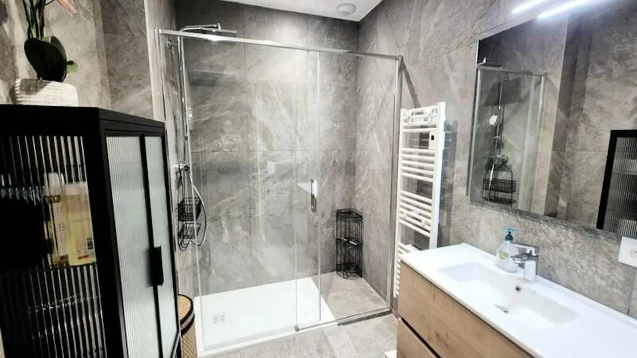 Apartamento vacacional entero, Ferienwohnung für 5 Personen in Les Déserts in Le Revard, Les Déserts