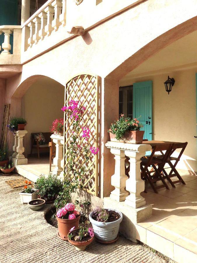 Casa de vacaciones para 4 personas, con jardín y jacuzzi - 1