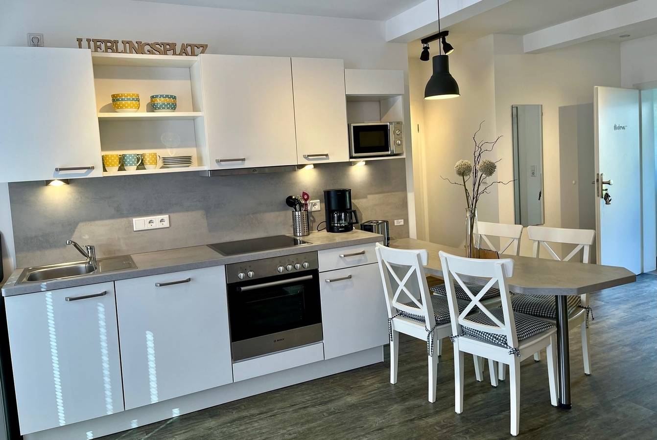 Ganze Ferienwohnung, Haus Jydebek - Ferienwohnung Moderna in Jübek, Grünes Binnenland