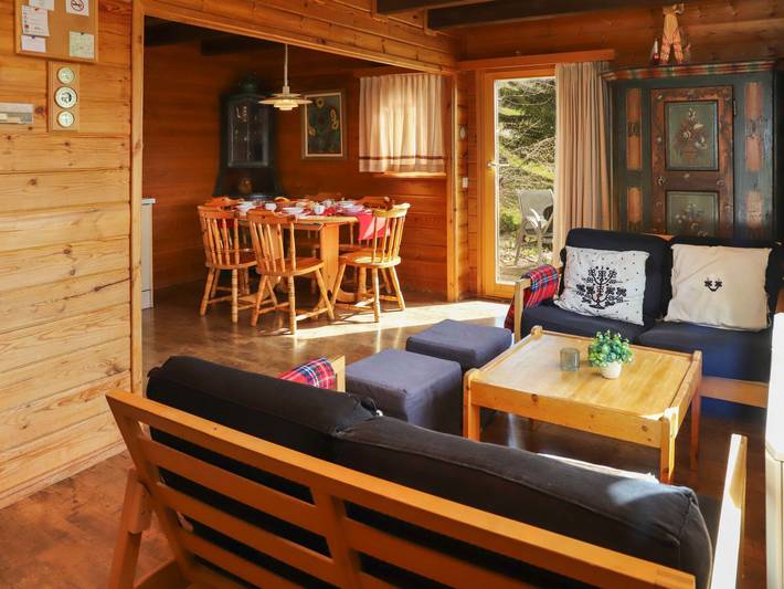 Location de vacances pour 6 personnes, avec jardin en Suisse