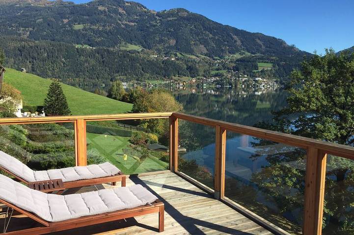 Ein Seehaus mit eigenem Badestrand direkt am See in Spittal an der Drau, Bezirk Spittal an der Drau