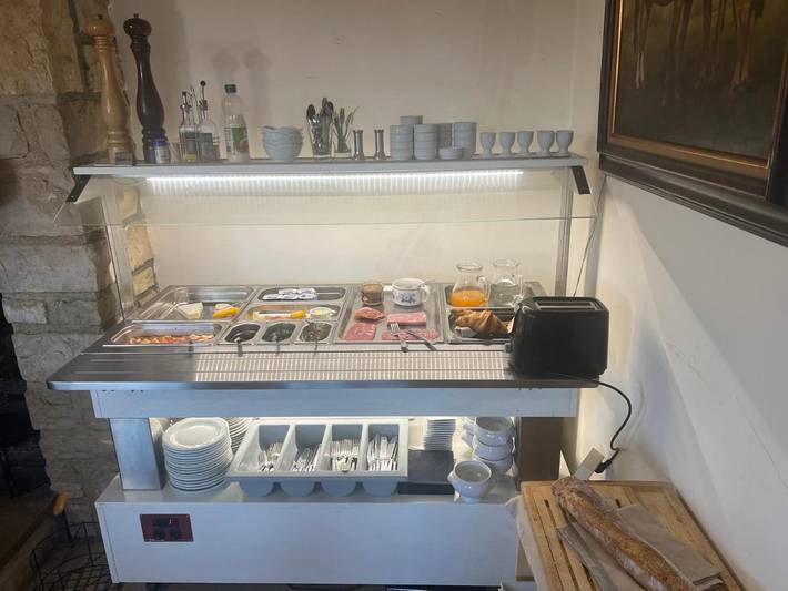 Chambre d’hôte pour 2 personnes, avec piscine et vue ainsi que terrasse et jardin dans Yonne - 2