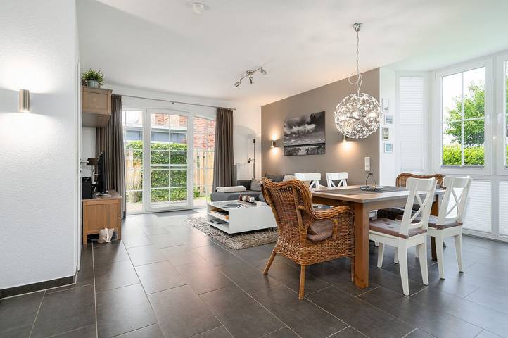 Ferienwohnung für 4 Personen, mit Terrasse und Garten in Greetsiel