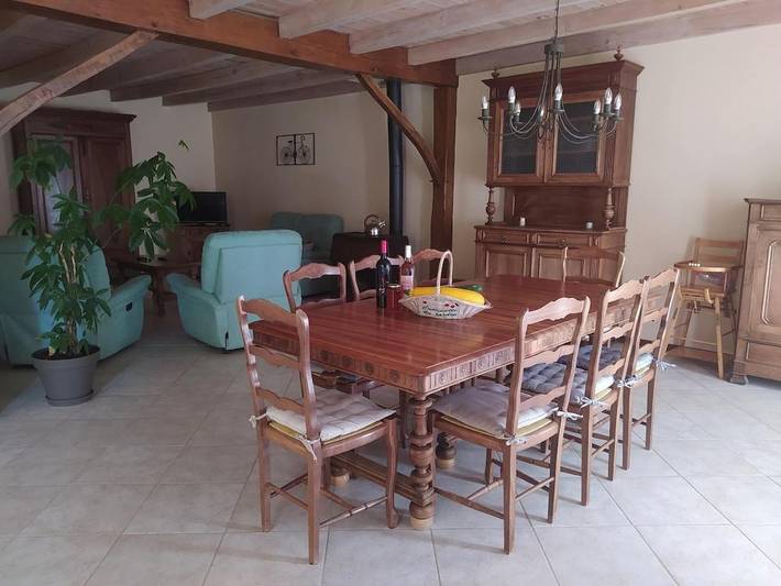 Location de vacances pour 7 personnes, avec jacuzzi et jardin, animaux acceptés à La Roche-Chalais - 3