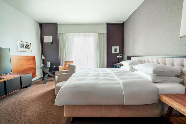 Hotel für 3 Personen, mit Whirlpool und Terrasse sowie Pool und Sauna in Tiergarten Berlin