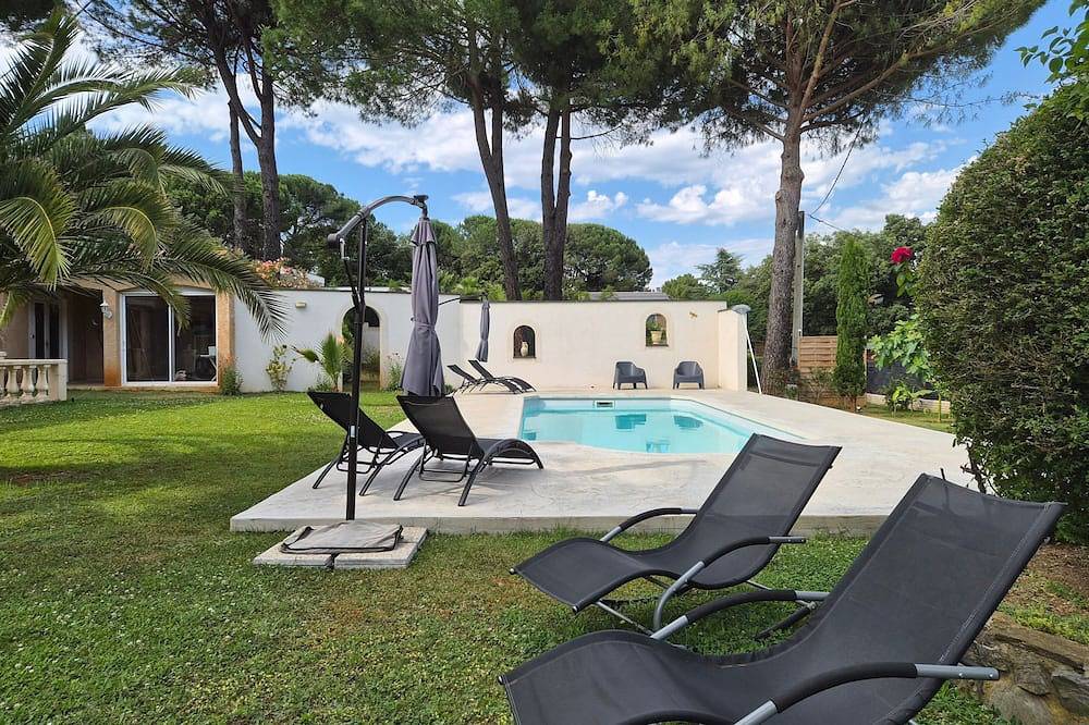 Maison de vacances Gîte Coccinelle avec vue sur la montagne, piscine partagée et Wi-Fi in Anduze, Parc national des Cévennes