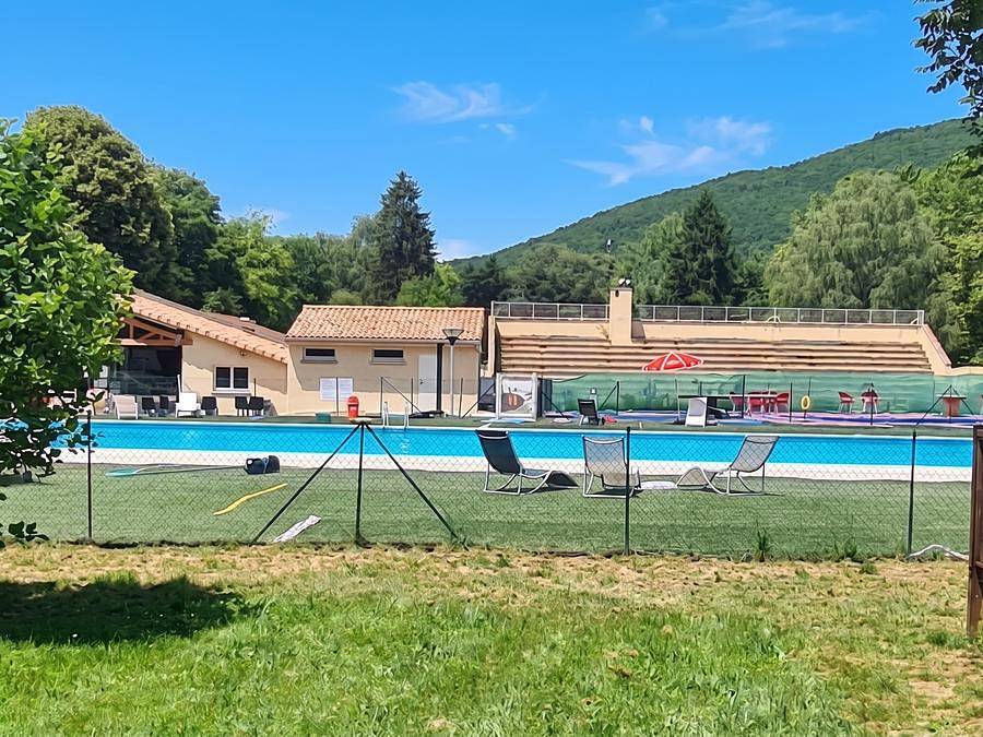 Village des Bons-Hommes au Pré Cathare - Mobilhome 6 personnes - 2 chambres - 2 Sdb in Lavelanet, Ariège