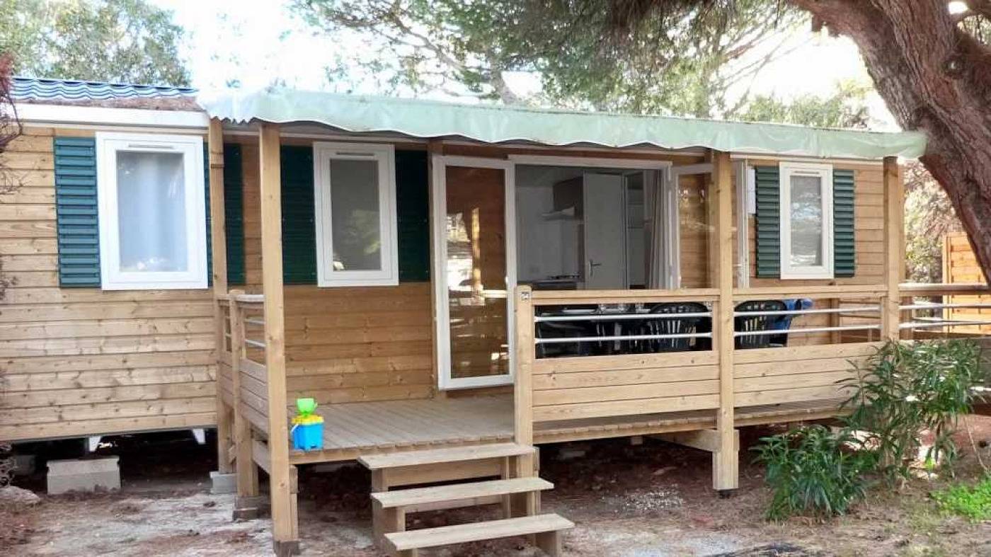 Camping 3 étoiles - efaihe in La Bergerie, Hyeres