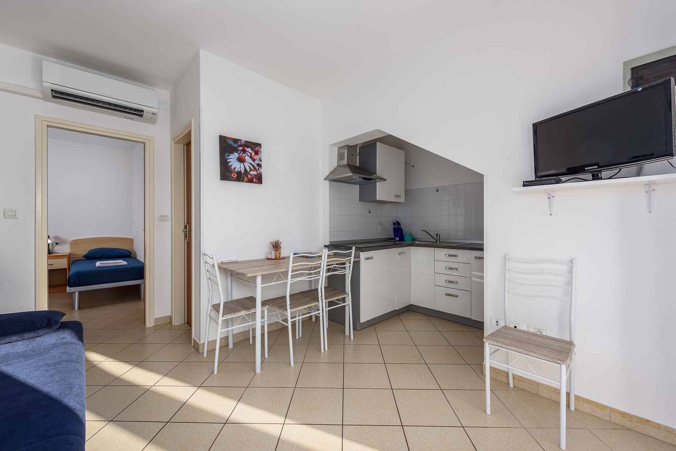 Ganze Ferienwohnung, Ferienwohnung mit Klimaanlage in der Nähe des Meeres  in Lovrecica, Umag und Umgebung