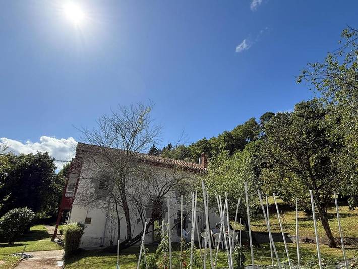 Chalet para 25 personas, con jardín y piscina para niños además de piscina y vistas, Familias con niños en Álava - 4