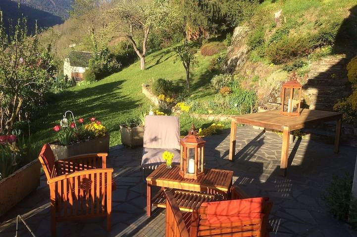 Location de vacances pour 7 personnes, avec jardin et balcon à Cadeilhan-Trachère