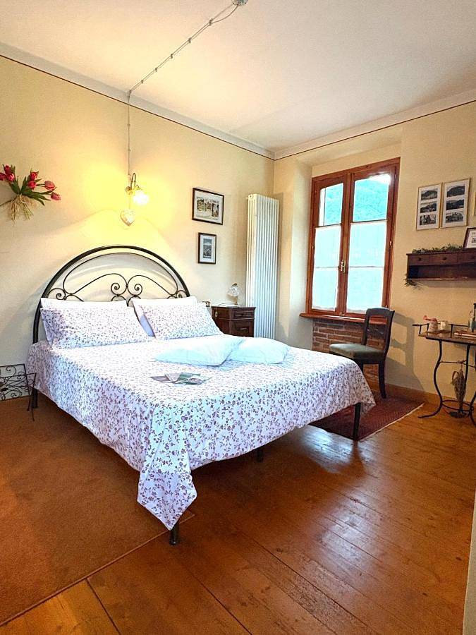 Gîte pour 2 personnes, avec vue et jardin à Varallo - 2