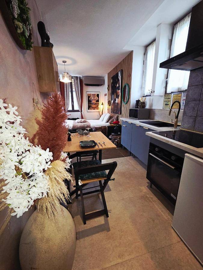 Appartement entier, Studio idéal pour deux avec accès bain nordique in Asson, Béarn