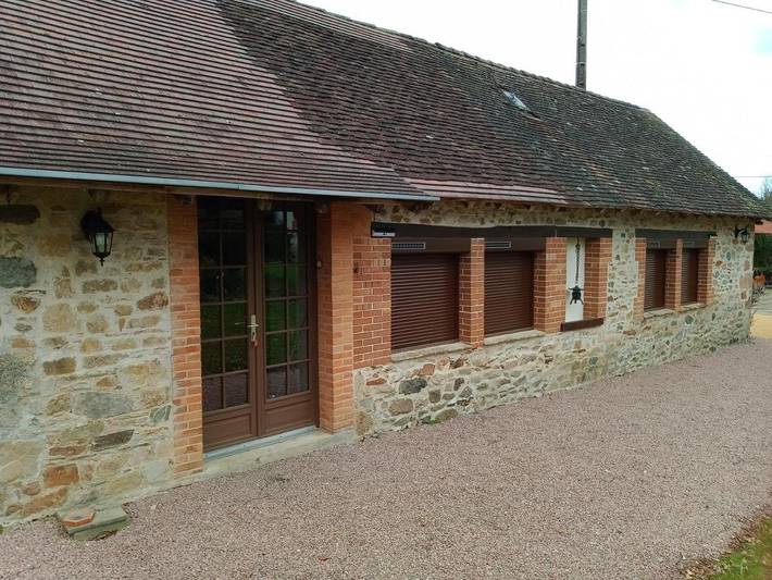 Location de vacances pour 4 personnes, avec vue et jardin à Château-Chervix - 2