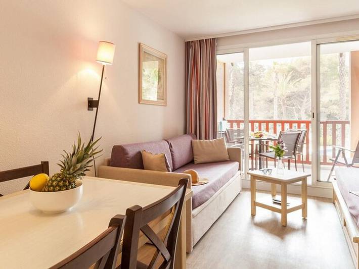 Camping für 4 Personen in Hyeres - 2