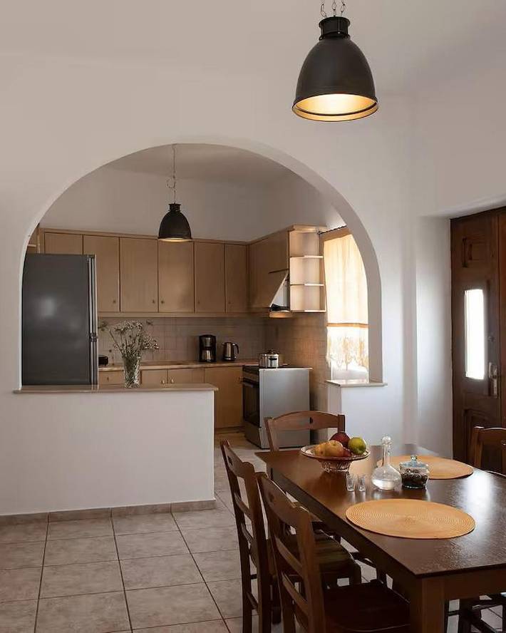 Location de vacances pour 6 personnes, avec vue et balcon dans Kithnos Chora - 2