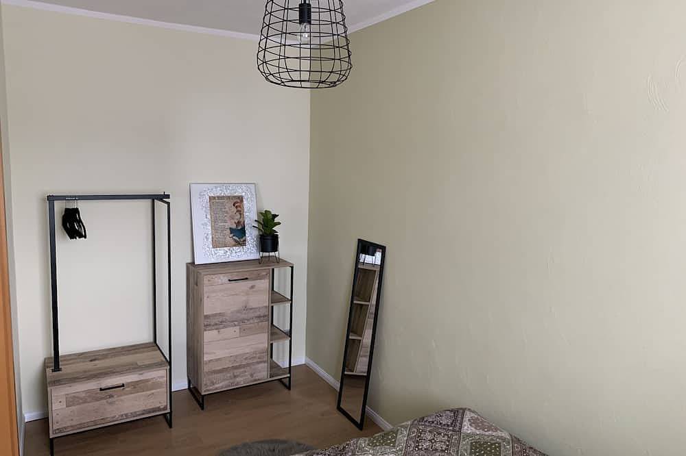 Ganze Wohnung, Neu! Stylisches City-Apartment *Netflix,Parkplatz,Bhf-nahe* in Cottbus, Lausitz