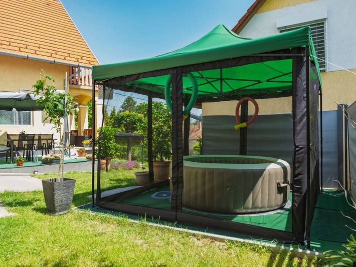 Ganze Wohnung, Baum in Fonjod, Plattensee Südufer