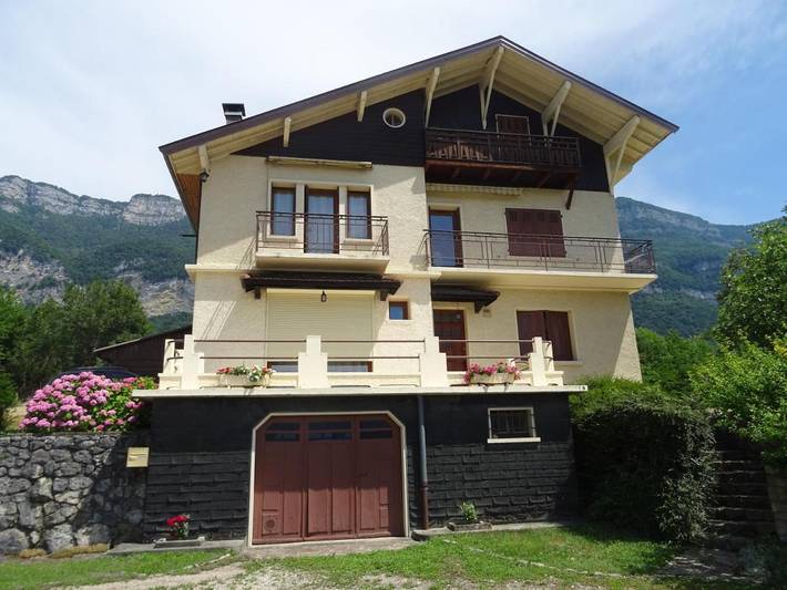 Appartement de vacances pour 4 personnes, avec vue et jardin