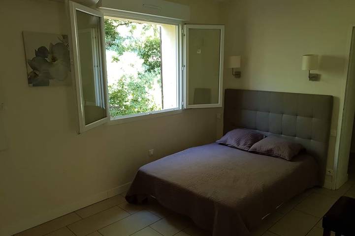 Villa pour 8 personnes, avec jardin, animaux acceptés à Carqueiranne - 4