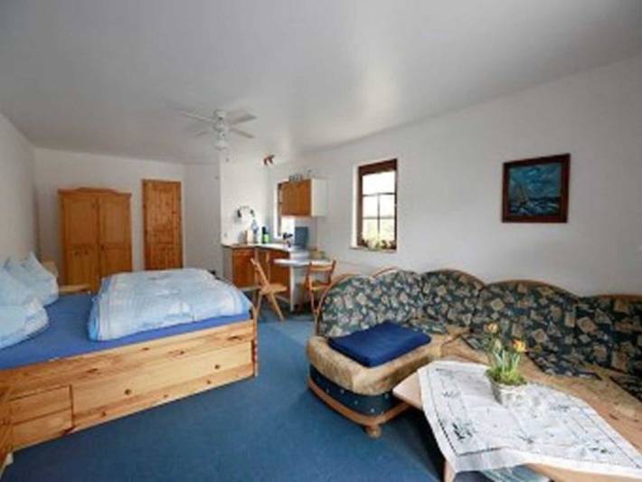 Ferienwohnung für 2 Personen, mit Terrasse und Garten in Benz - 3