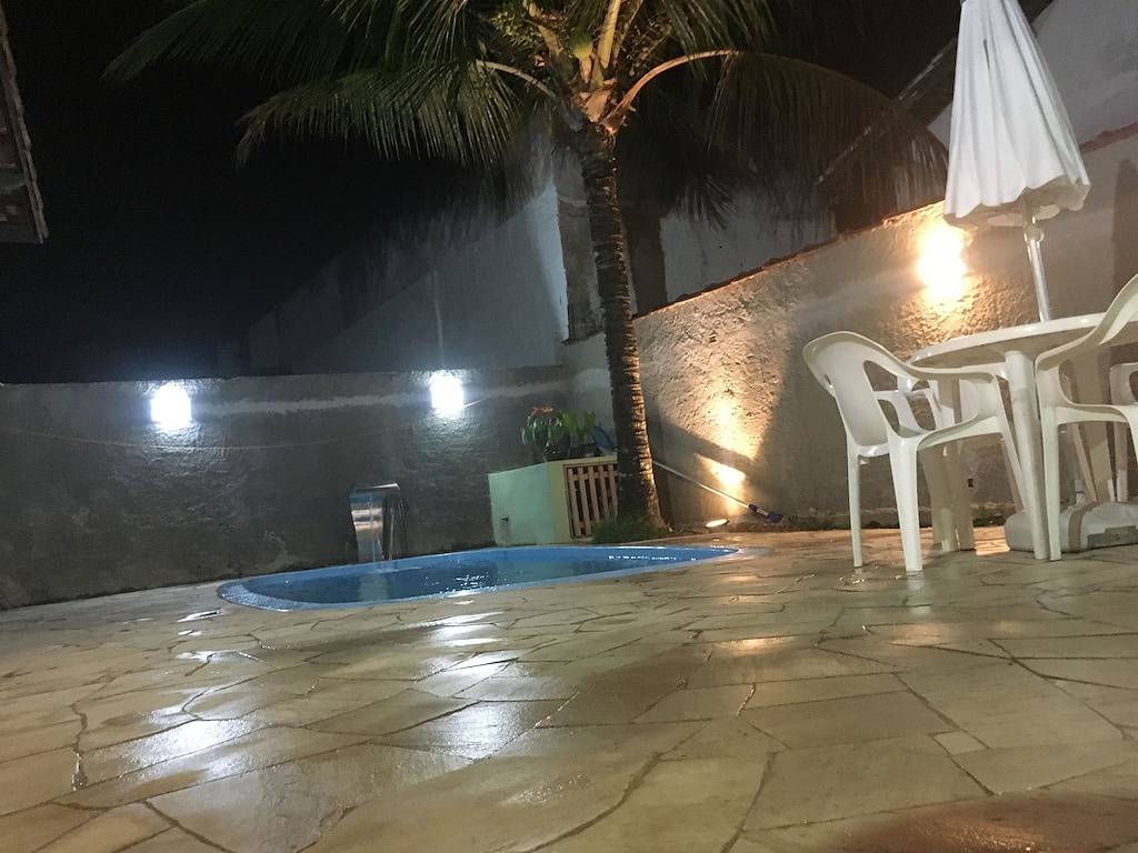 Haus Mit Schwimmbad Und Internet Gated Community, vor dem Strand von Massaguaçu. in Caraguatatuba, Região Metropolitana do Vale do Paraíba e Litoral Norte