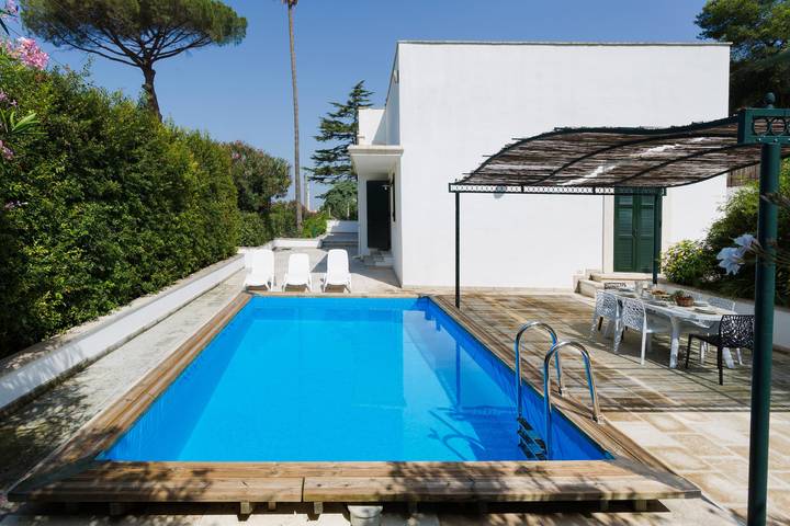 Location de vacances pour 6 personnes, avec balcon/terrasse ainsi que vue et terrasse à Casarano - 3
