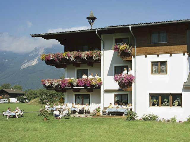 Doppelzimmer Typ "Neuer Landhausstil" in Radfeld, Kaisergebirge