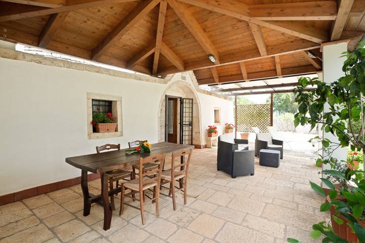 Gîte pour 4 personnes, avec jardin à Noci - 2