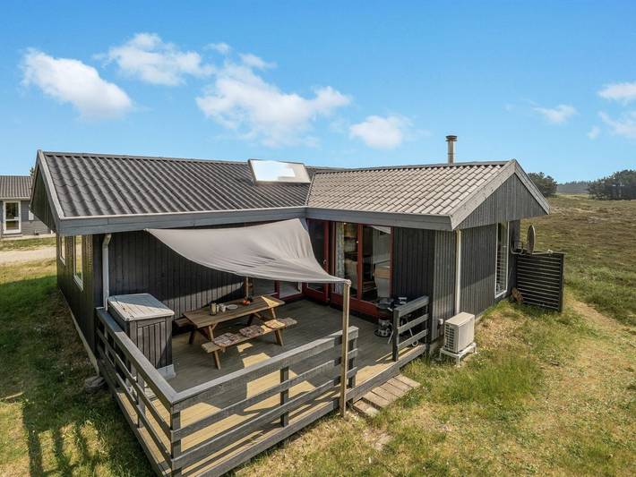 Ferienhaus für 8 Personen, mit Terrasse in Klitmøller