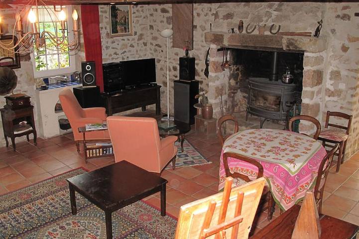 Location de vacances pour 4 personnes, avec jardin et terrasse à Hérisson - 3