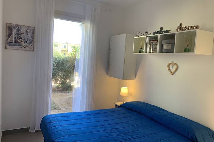 Appartamento intero, ~ La Pavoncella ~ Peaceful haven only 30 meters from the beach in Pirotto Li Frati, Badesi