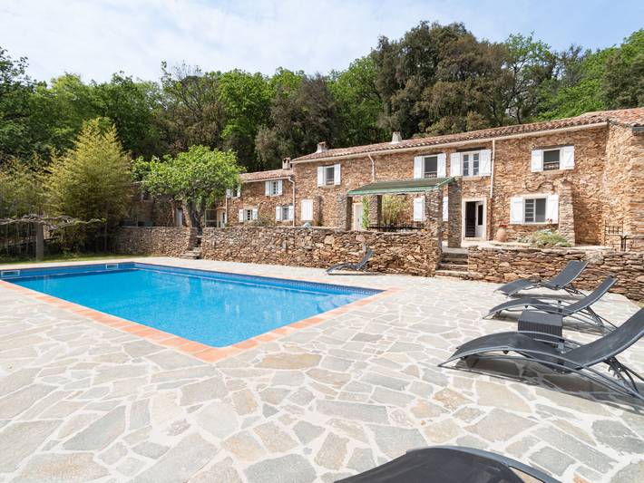 Casa de vacaciones para 6 personas, con terraza y jardín - 1