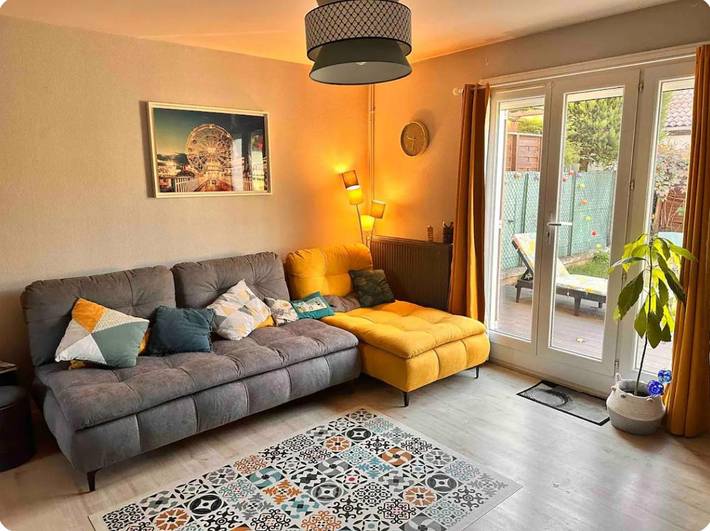 Gîte pour 2 personnes, avec jardin à Décines-Charpieu - 4