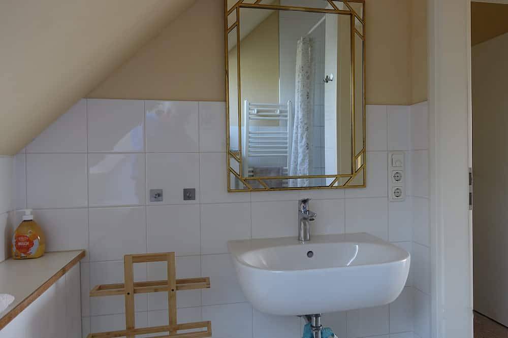 Ganze Wohnung, Maisonette Apartment im historischen Paretz bei Potsdam / Berlin, Wlan in Paretz, Ketzin