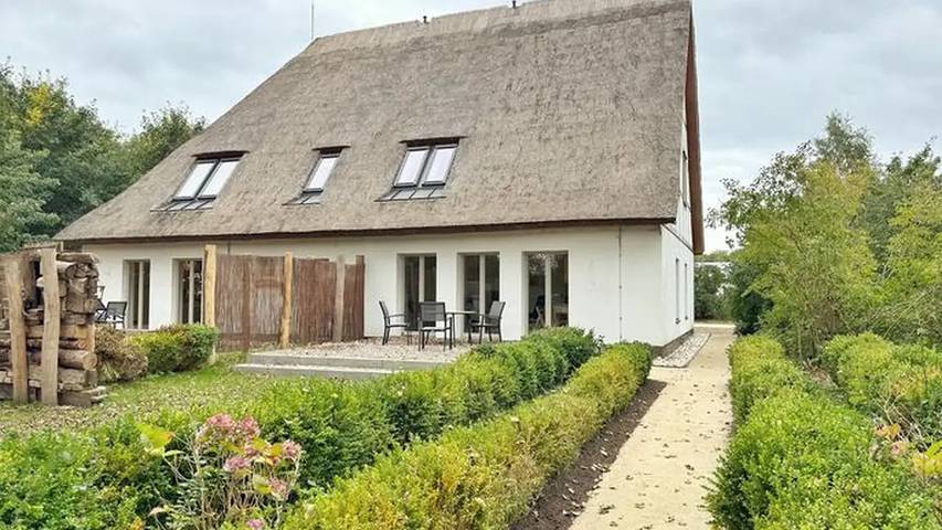 Ferienhaus für 6 Personen, mit Terrasse und Garten sowie Sauna in Altenkirchen - 2