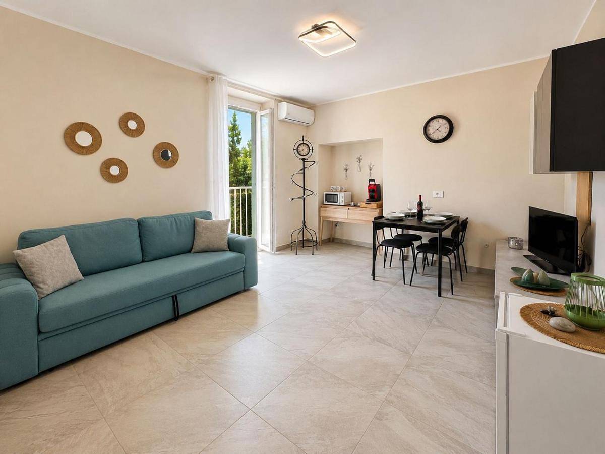 Villa Patrizia - Suite esclusive con parcheggio privato in Como, Comer See