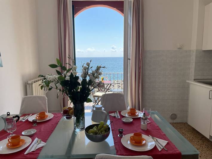 Ferienwohnung mit Meerblick für 5 Personen, mit Balkon in Porto Maurizio