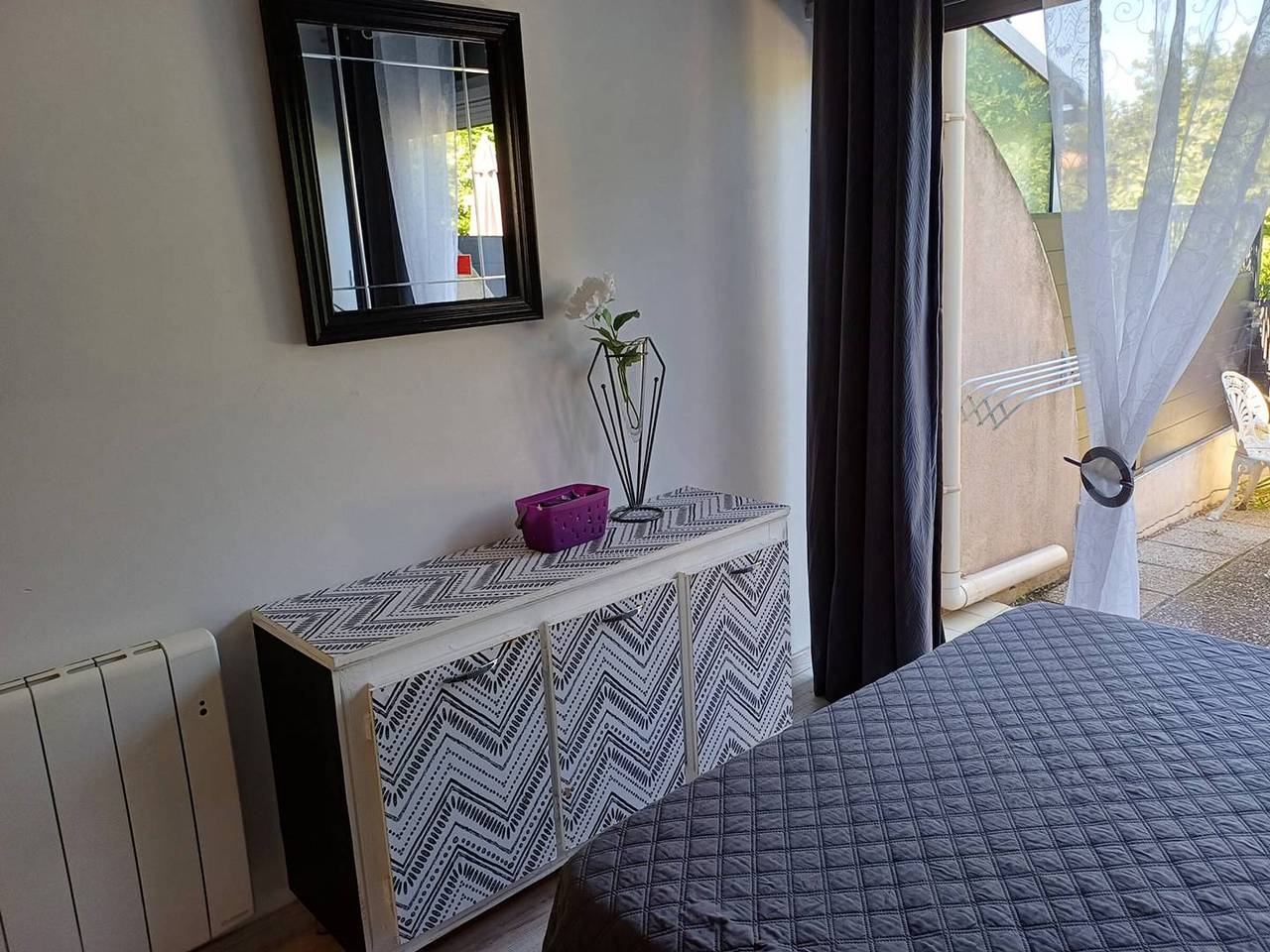 Entire apartment, T2 Apartment with Parking near Downtown in Balaruc-les-Bains, Mediterranean Coast (France)
