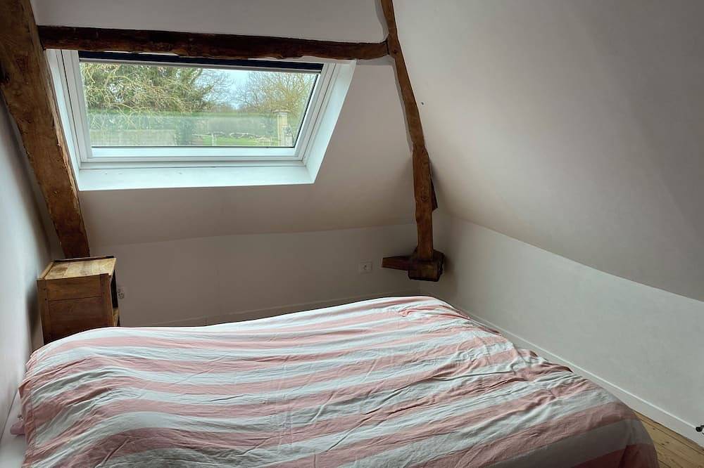Beau manoir normand à 15 min de la mer et de Caen. in Saint-Martin-des-Marais, Région de Caen
