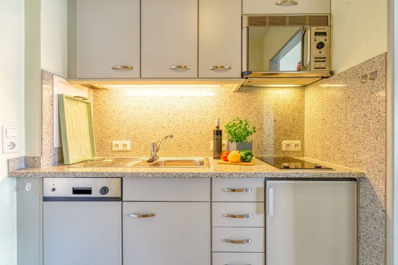 Geheel appartement, Wohnen mit Meerblick, direkt am Strand, zentral gelegen in Norderney Weststrand, Norderney