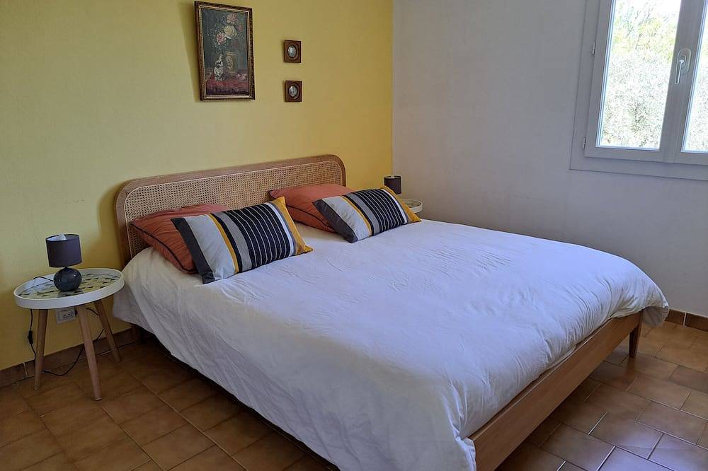 Villa au cœur de la Provence verte (piscine privée, 8 personnes) in Varages, Région de Brignoles